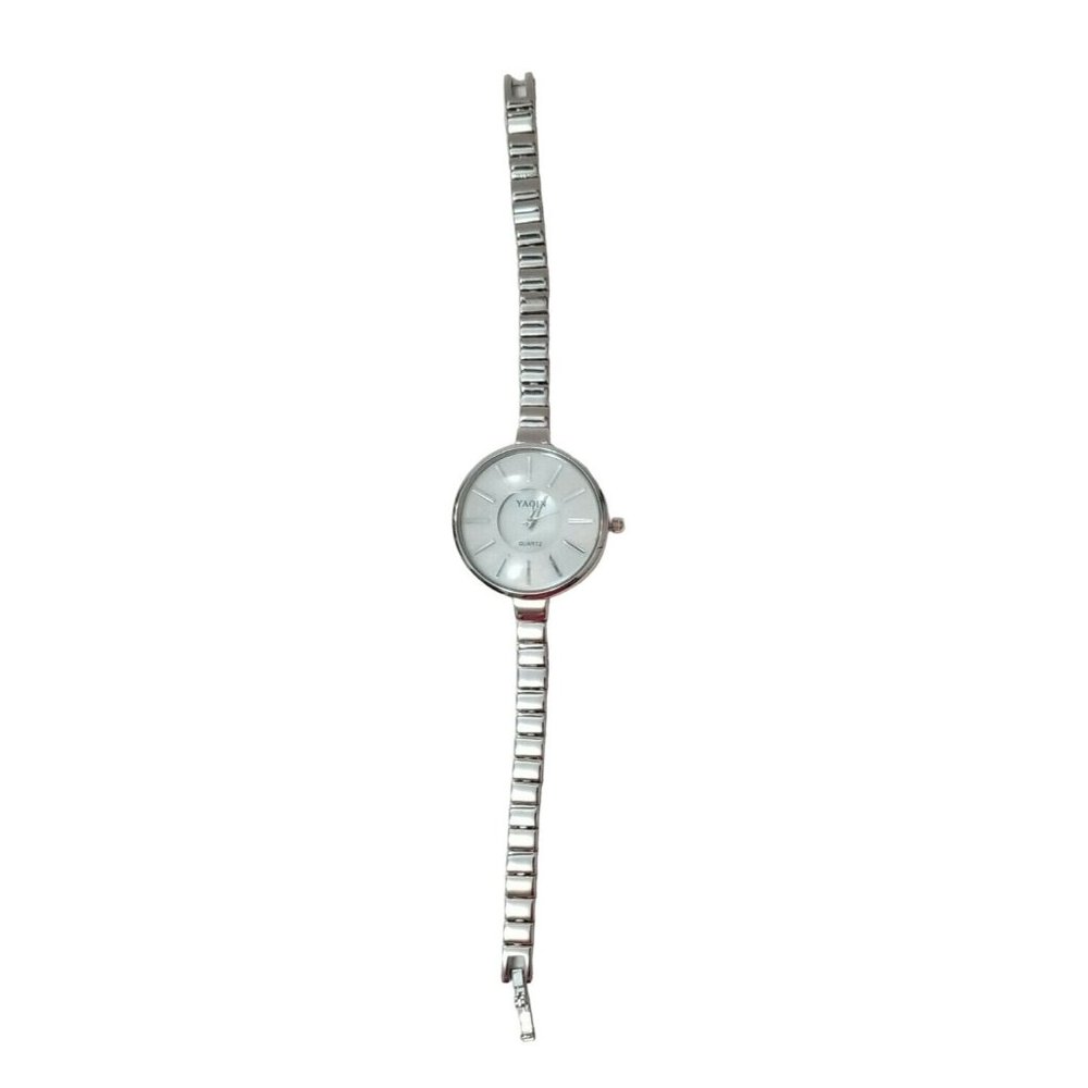 INWET CRYSTAL WOMENS WATCH SILVER CASE  NEW IN BOX